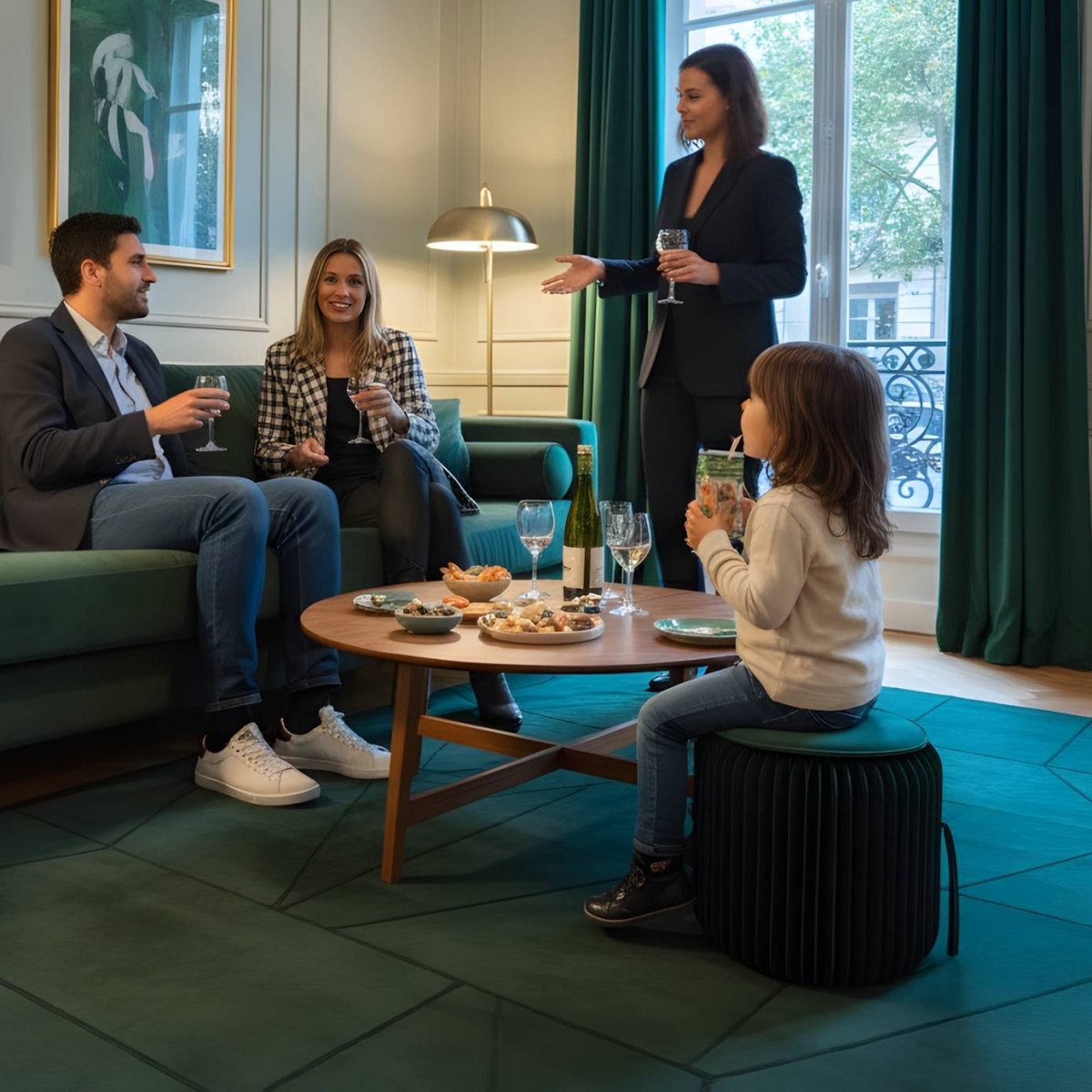 Vivre dans 20m² sans perdre sa dignité : Le Guide de Survie ! - Stooly