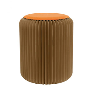 Tabouret pliable marron avec assise orange