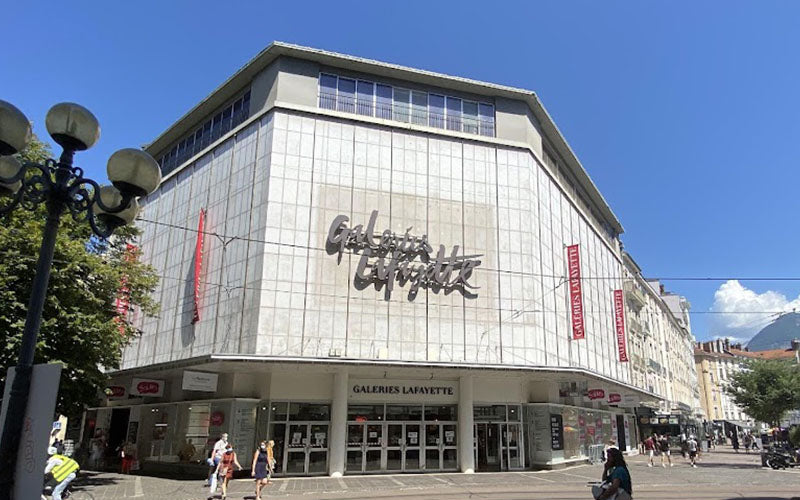 Vue sur la boutique Galeries Lafayette Grenoble