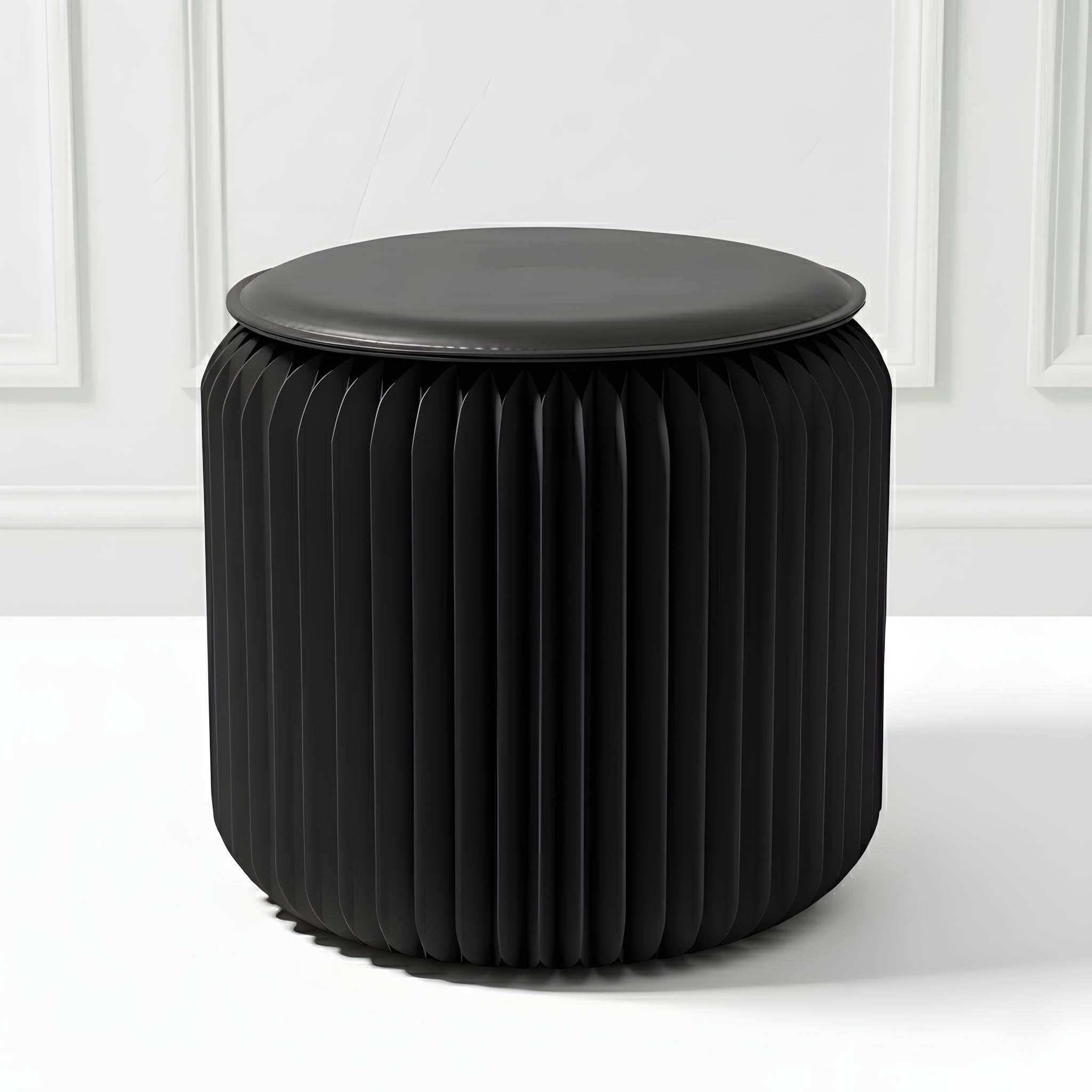 Tabouret pliable, Léon
